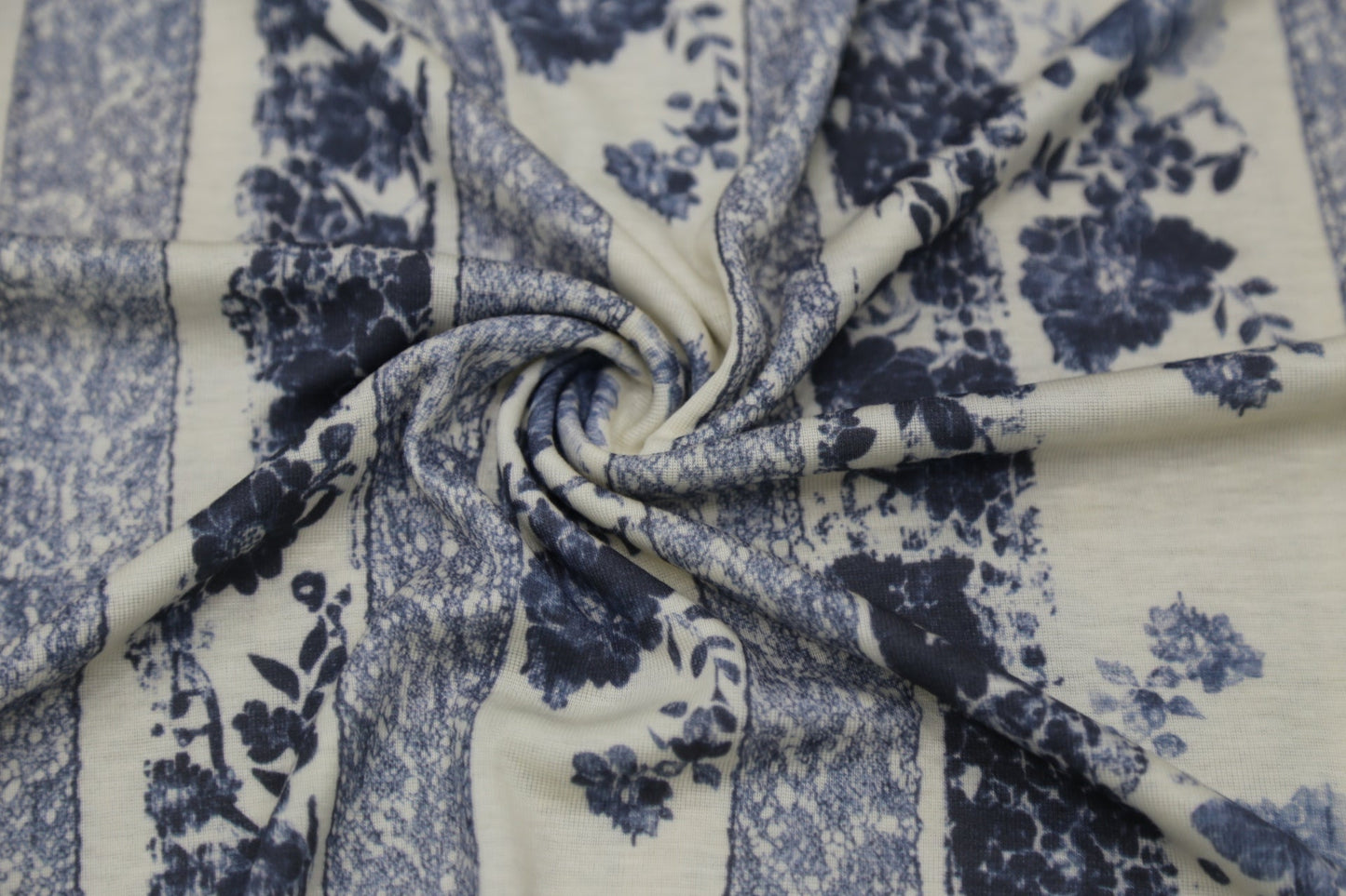 Cashmere blended knitted fabric 140gsm-single side retro art printing Joomme Fabric