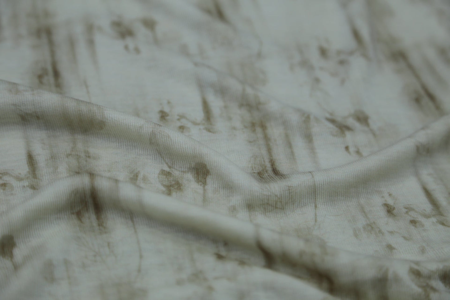 Tie-dye wrinkled knitted cashmere, artistically abstract printed Joomme Fabric