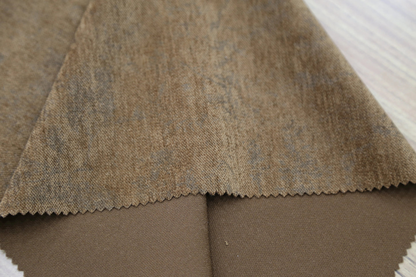 Vintage Floral Chenille Fabric - 320g/m², 150cm Width Joomme Fabric Shop