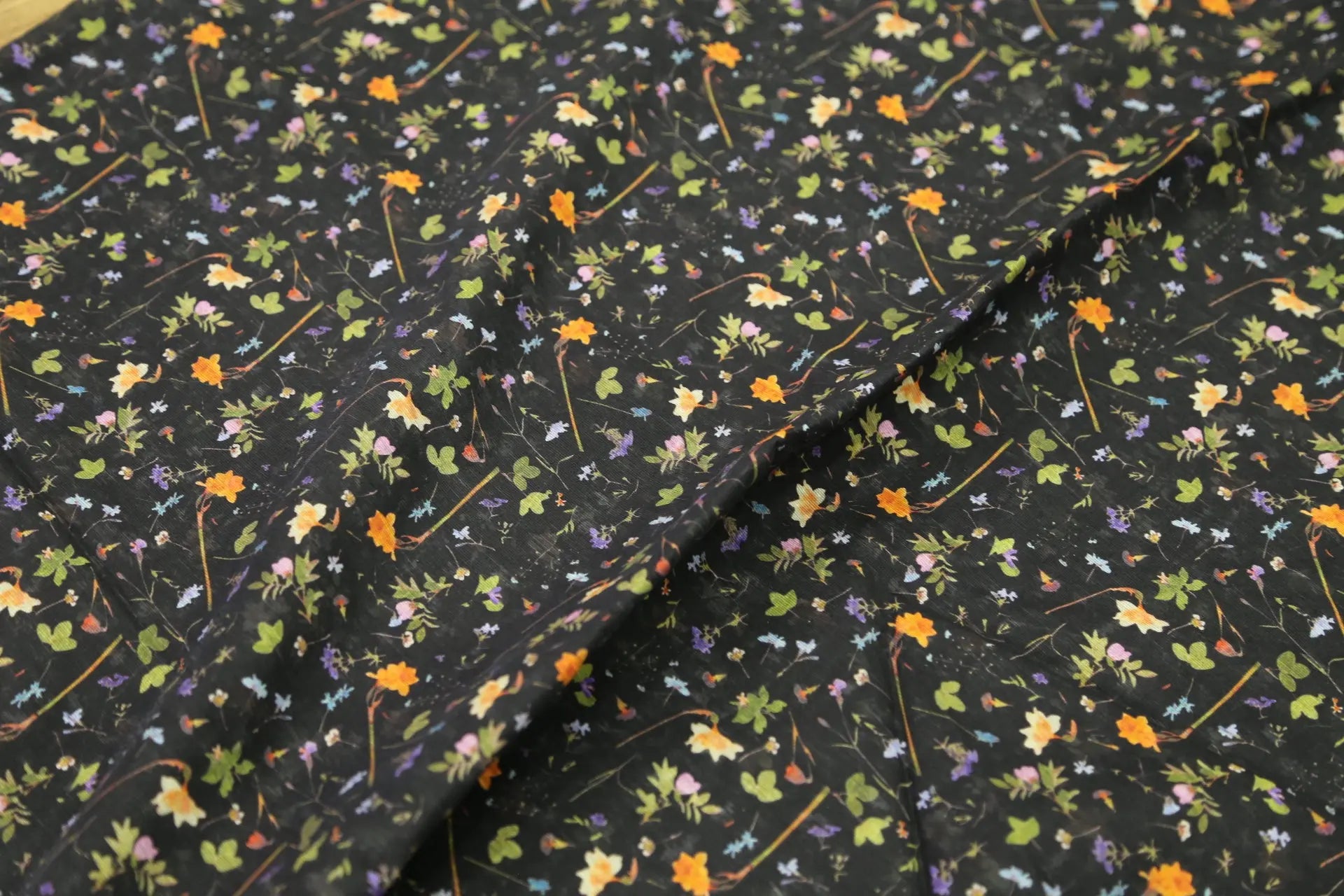 Black Floral Fabric Dressmaking Fabric Vibrant Floral Upholstery Fabric Joomme Fabric