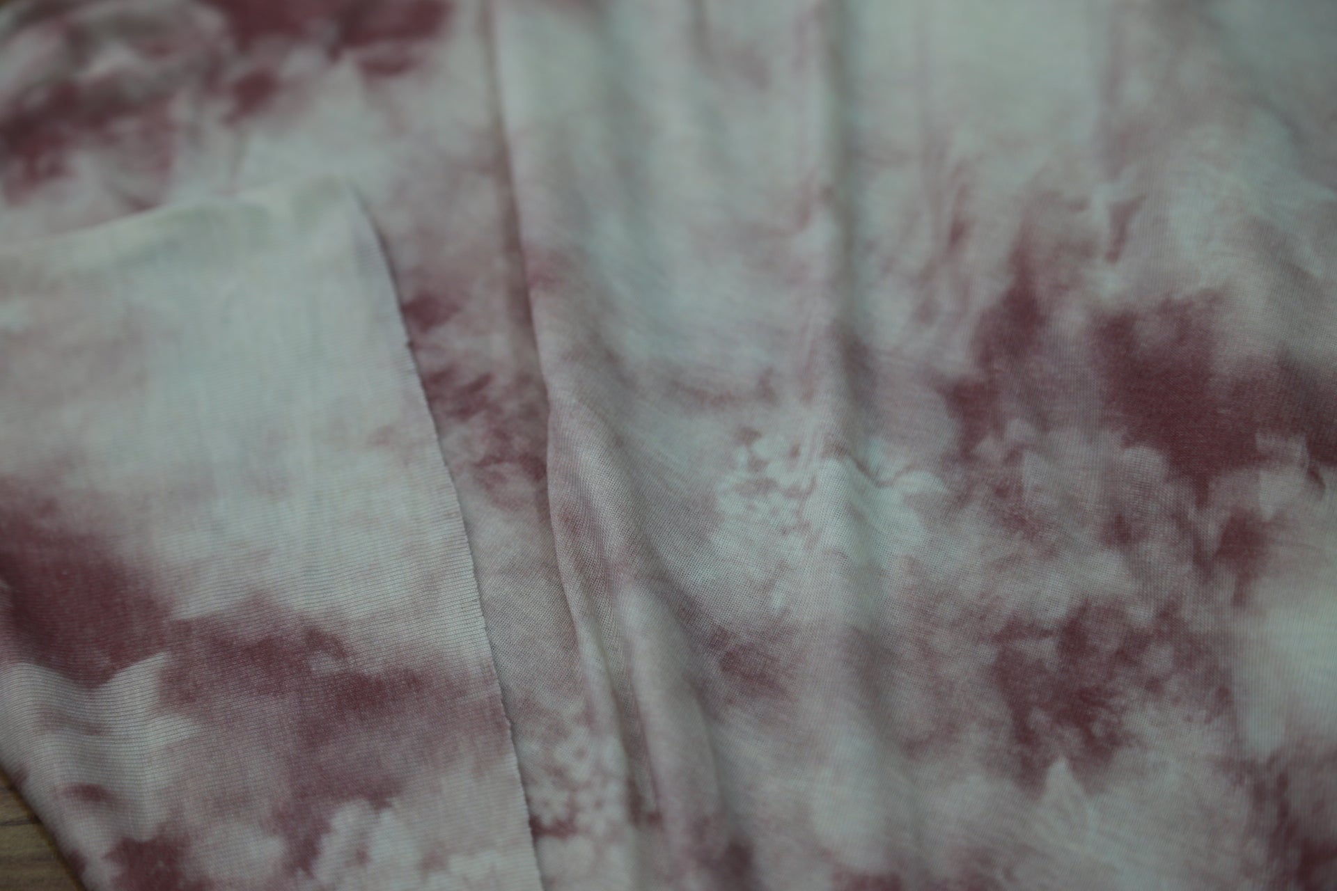 50% Tencel 40% Acrylic 10% Wool Blend - 140gsm  Shibori Dye Joomme Fabric