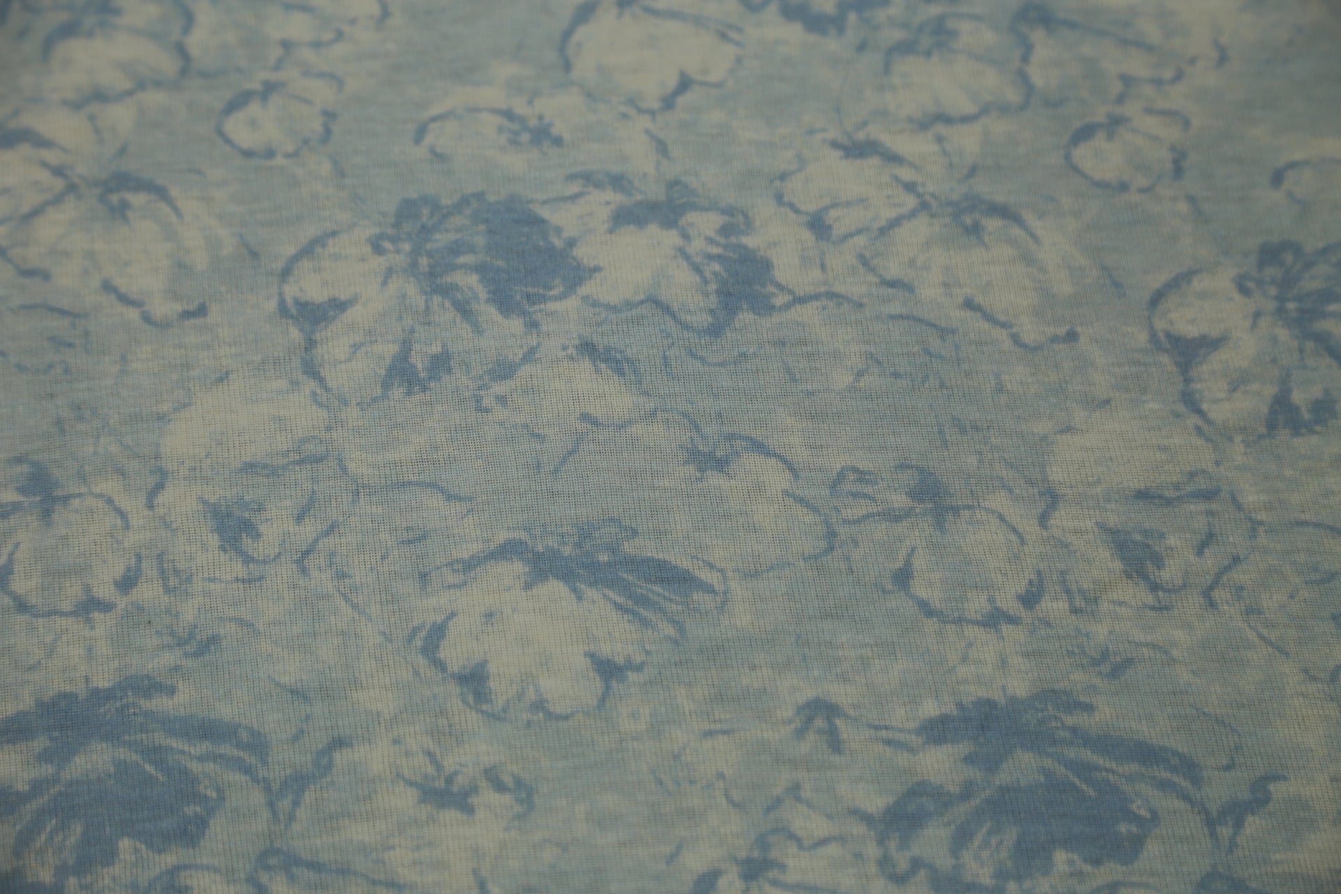 50% Tencel 40% Acrylic 10% Wool Blend - 140gsm  Shibori Dye Joomme Fabric