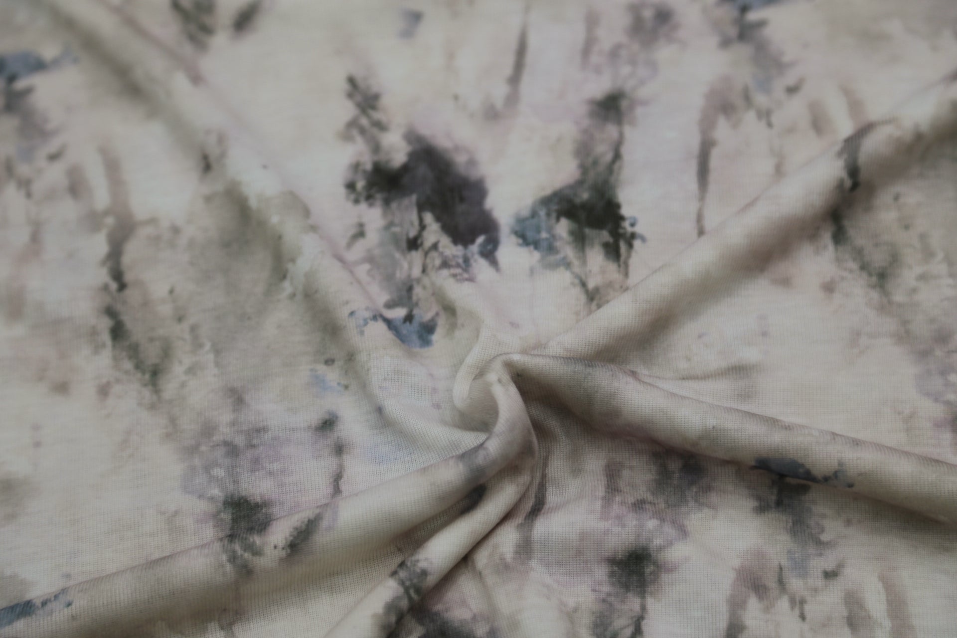 50% Tencel 40% Acrylic 10% Wool Blend - 140gsm  Shibori Dye Joomme Fabric