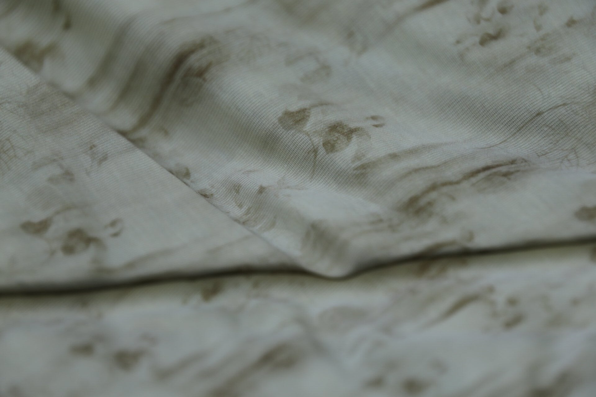 Tie-dye wrinkled knitted cashmere, artistically abstract printed Joomme Fabric