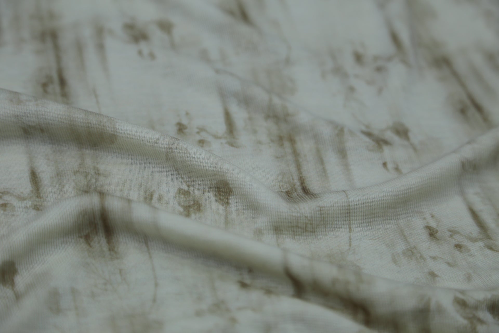 Tie-dye wrinkled knitted cashmere, artistically abstract printed Joomme Fabric